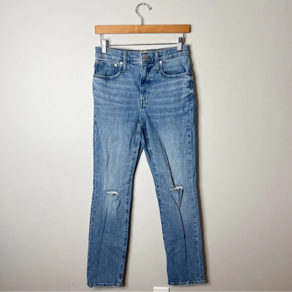 Madewell The High-Rise Slim Boyjean in Bilston Wash: Ripped Edition - Picture 3 of 9